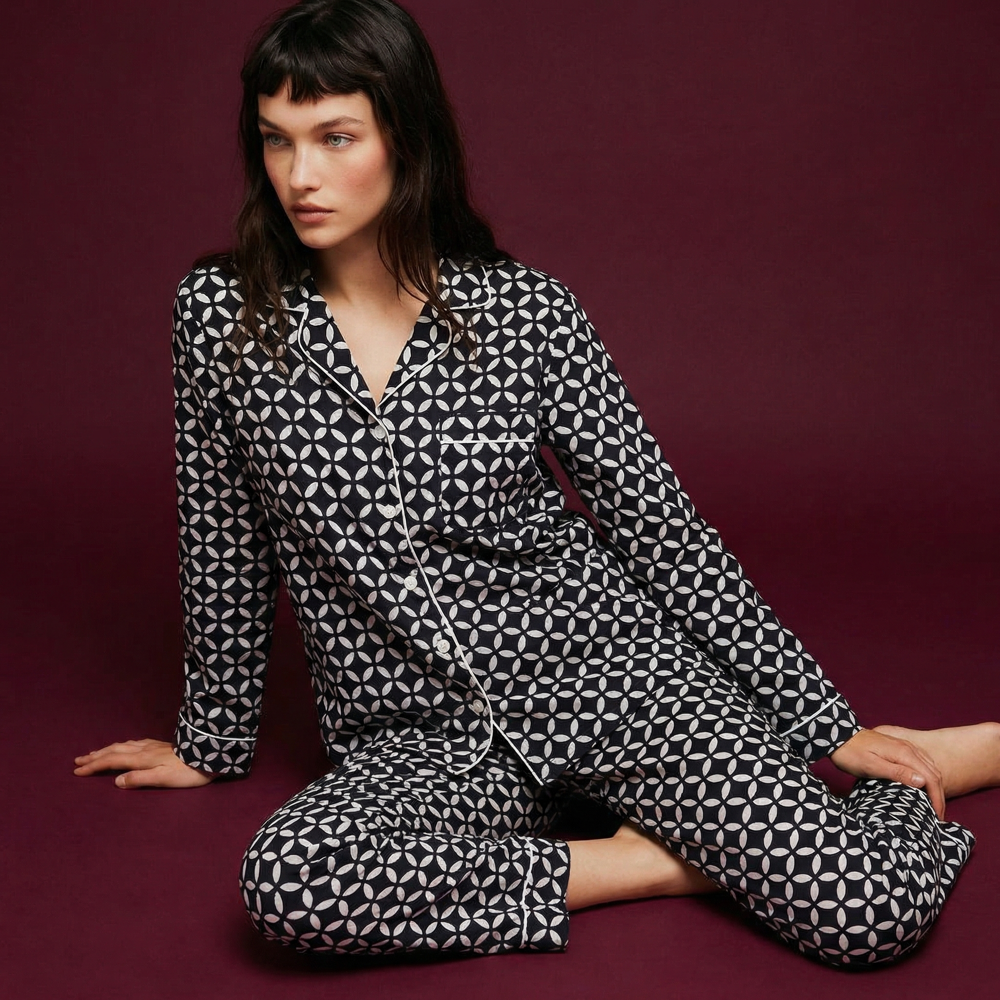 Diamond Noir Pyjama Set